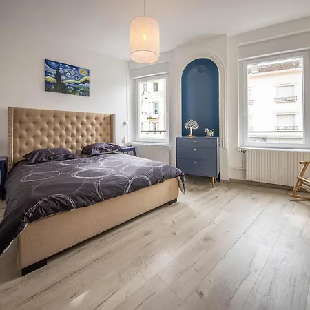 Blue Chic Experience - Moderne & Confort - Wifi Et Parking - Familles Bienvenues - Elite Premium Services * Nancy